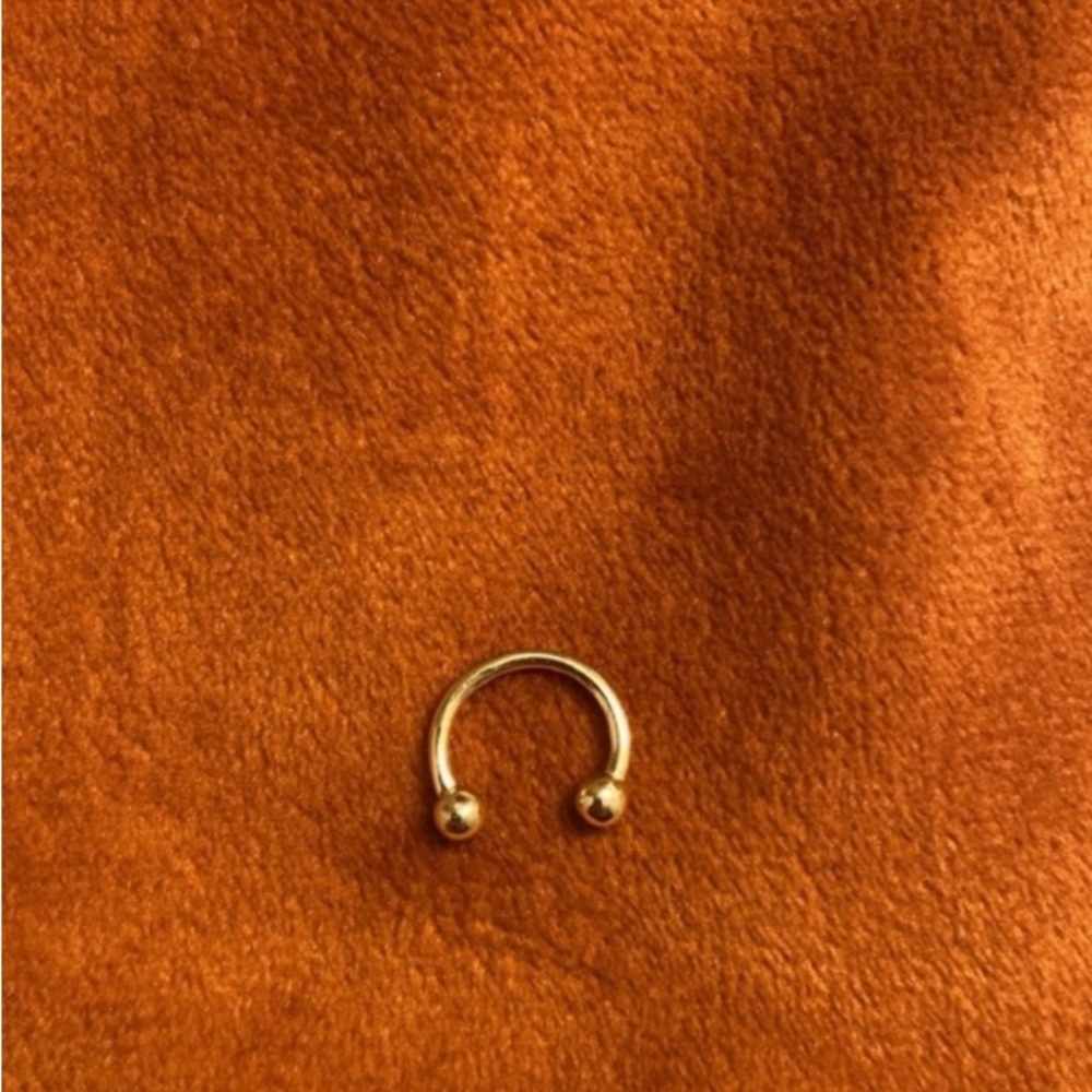 16g 8mm 14k yellow gold horseshoe internally threaded septum